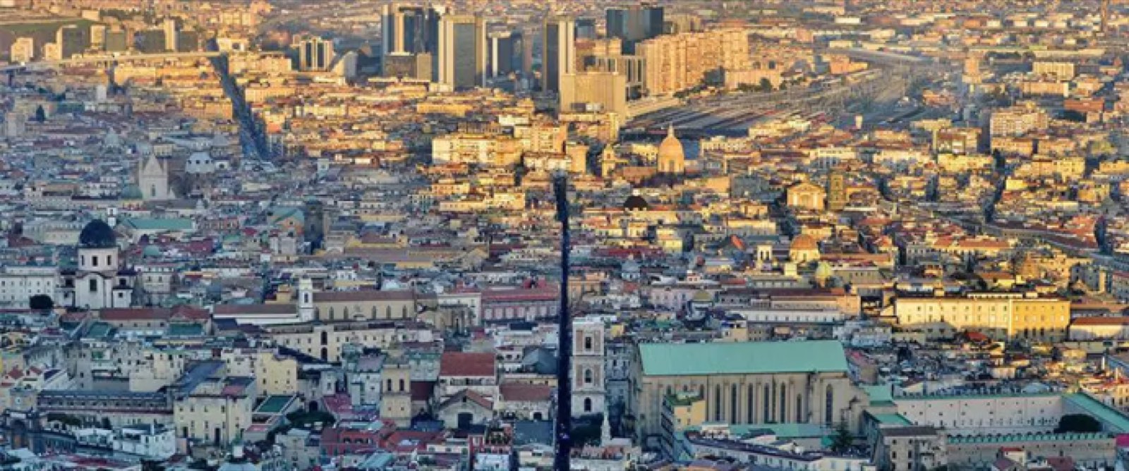 L’asse che attraversa il centro storico — Spaccanapoli, fra i luoghi consigliati dal Follaky Secret Garden