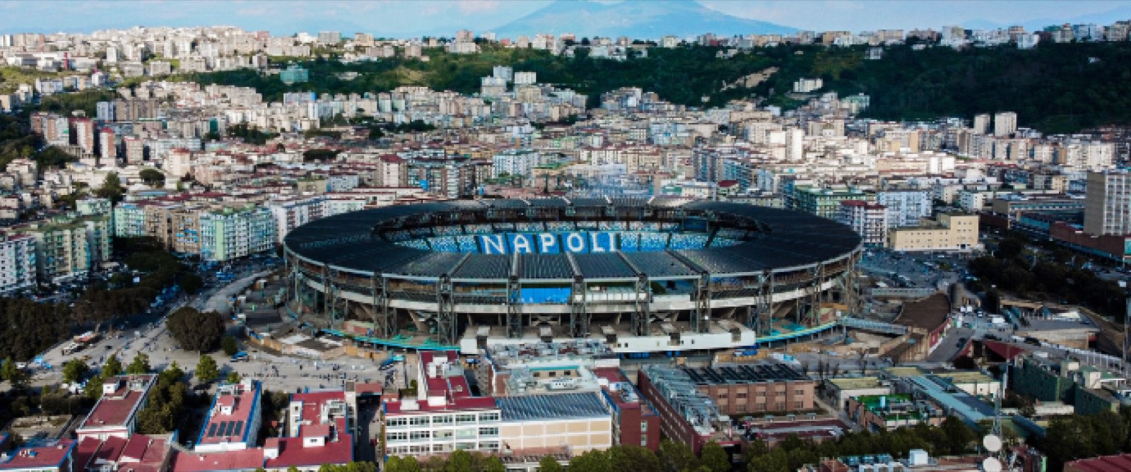 La casa del Napoli a Fuorigrotta — Stadio Diego Armando Maradona, fra i luoghi consigliati dal Follaky Secret Garden
