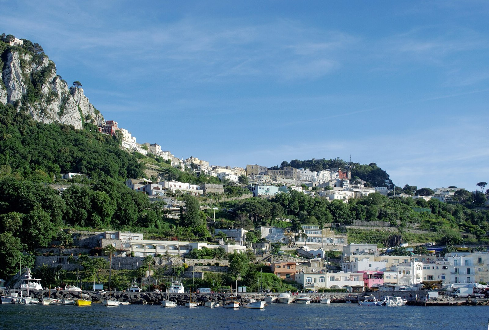 Four ways up — Marina Grande, a stop on the Follaky itinerary in Naples