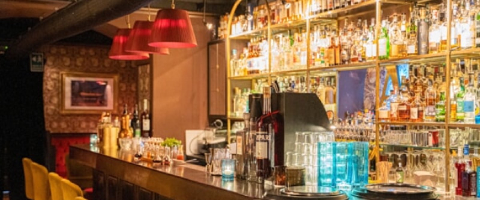 The seal on the night — Mixology in Chiaia, a stop on the Follaky itinerary in Naples